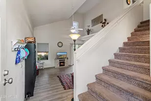 3154 E Wahalla Ln, Phoenix, AZ 85050 - Photo 8