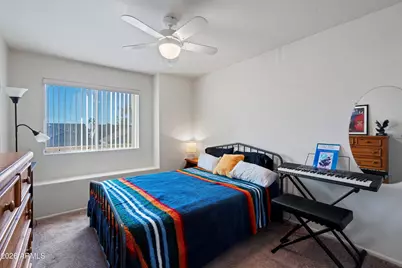 3154 E Wahalla Lane, Phoenix, AZ 85050 - Photo 10