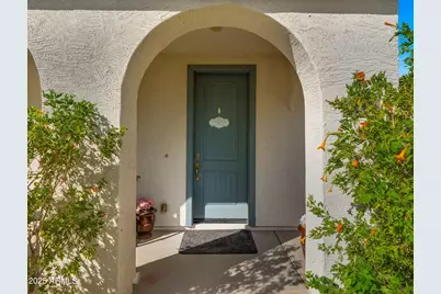 20728 W Legend Trail, Buckeye, AZ 85396 - Photo 8