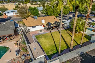 2115 E Greenway Dr, Tempe, AZ 85282 - Photo 40