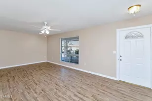 9916 W Kingswood Cir, Sun City, AZ 85351 - Photo 2