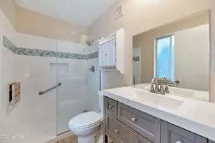 9916 W Kingswood Cir, Sun City, AZ 85351 - Photo 12