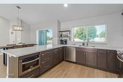 19407 N 8th Avenue, Phoenix, AZ 85027 - Photo 10