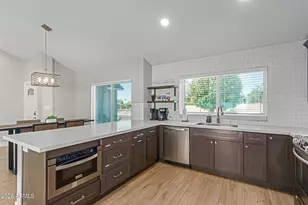 19407 N 8th Ave, Phoenix, AZ 85027 - Photo 10