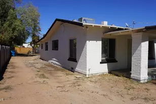 1044 E Whitton Ave, Phoenix, AZ 85014 - Photo 8