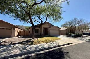 2021 E Caldwell St, Phoenix, AZ 85042 - Photo 2