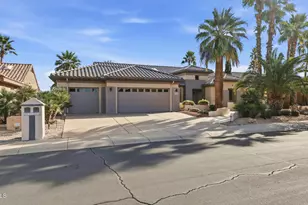20085 N Tealstone Dr, Surprise, AZ 85374 - Photo 2