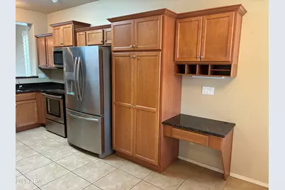 8011 S 70th Drive, Laveen, AZ 85339 - Photo 10