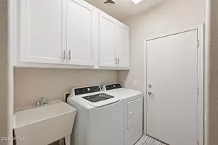 3497 E Waterview Dr, Chandler, AZ 85249 - Photo 32