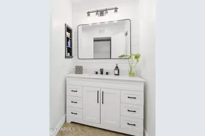 3541 E Cannon Drive, Phoenix, AZ 85028 - Photo 8