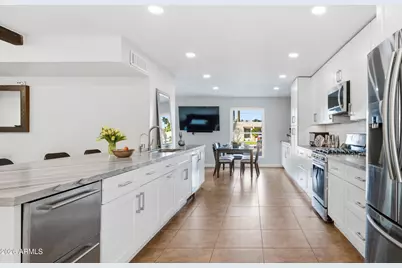 3541 E Cannon Drive, Phoenix, AZ 85028 - Photo 2