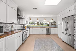 4411 N 46th Pl, Phoenix, AZ 85018 - Photo 12