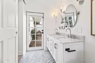 4411 N 46th Pl, Phoenix, AZ 85018 - Photo 18