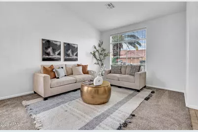 746 W Stanford Avenue, Gilbert, AZ 85233 - Photo 2