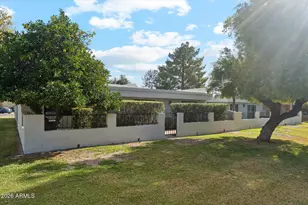 8882 N 82nd Ln, Scottsdale, AZ 85258 - Photo 24