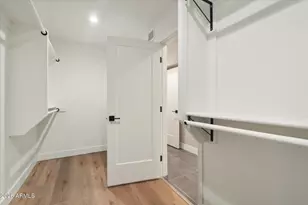 8882 N 82nd Ln, Scottsdale, AZ 85258 - Photo 16