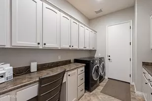 1401 E Sweet Citrus Dr, Queen Creek, AZ 85140 - Photo 22