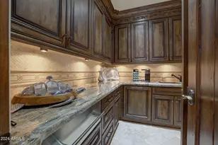 6519 E Malcomb Dr, Paradise Valley, AZ 85253 - Photo 10