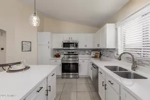 935 S 167th Dr, Goodyear, AZ 85338 - Photo 10