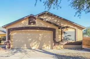 2902 W Irma Ln, Phoenix, AZ 85027 - Photo 1