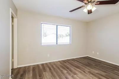 3154 W Via Montoya Drive, Phoenix, AZ 85027 - Photo 8