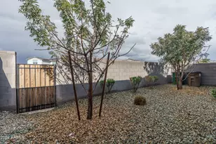 14058 W Hubbell St, Goodyear, AZ 85395 - Photo 32