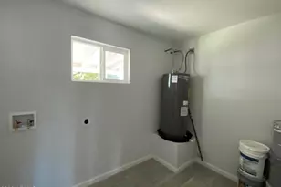 5836 N 64th Ave, Glendale, AZ 85301 - Photo 16