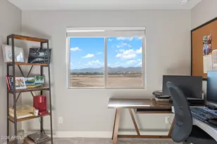 25282 N 164th Dr, Surprise, AZ 85387 - Photo 12