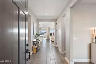 25282 N 164th Dr, Surprise, AZ 85387 - Photo 2