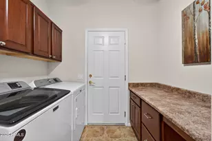 17126 W Red Cliff Dr, Surprise, AZ 85387 - Photo 32