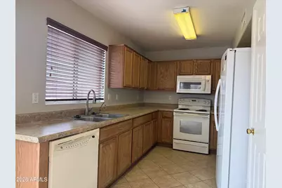 15888 W Yavapai Street, Goodyear, AZ 85338 - Photo 4