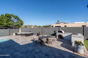 8049 N 10th St, Phoenix, AZ 85020 - Photo 36