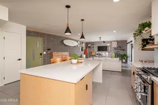 8049 N 10th St, Phoenix, AZ 85020 - Photo 4