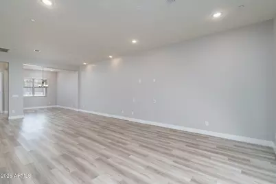 14058 W Hubbell Street, Goodyear, AZ 85395 - Photo 6