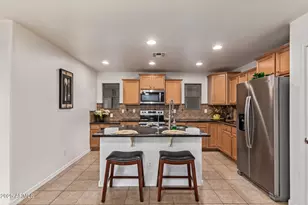 959 W Desert Hills Dr, San Tan Valley, AZ 85143 - Photo 12