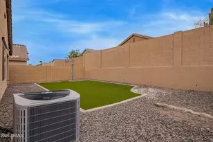 959 W Desert Hills Dr, San Tan Valley, AZ 85143 - Photo 32