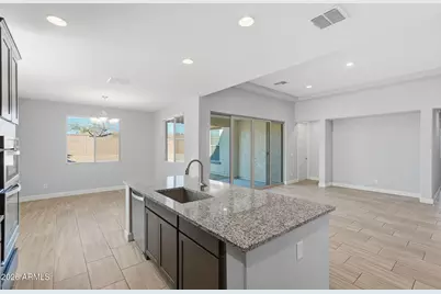 18256 W Thunderhill Place, Goodyear, AZ 85338 - Photo 8