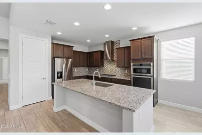 18256 W Thunderhill Place, Goodyear, AZ 85338 - Photo 6