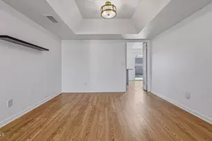 6233 W Desert Hills Dr, Glendale, AZ 85304 - Photo 10