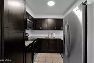 1808 E Center Ln, Tempe, AZ 85281 - Photo 12