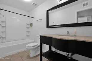 1808 E Center Ln, Tempe, AZ 85281 - Photo 14