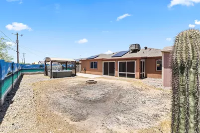 9343 W Pineveta Drive, Arizona City, AZ 85123 - Photo 26