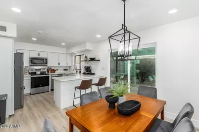 4511 N 31st Place, Phoenix, AZ 85016 - Photo 8