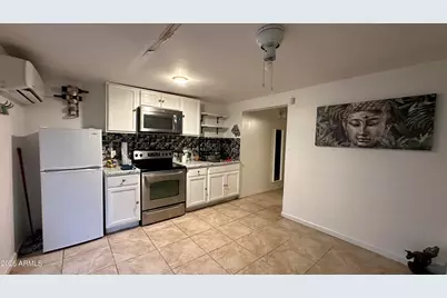 6108 W Pinchot Avenue, Phoenix, AZ 85033 - Photo 36