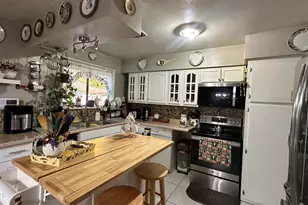 6108 W Pinchot Ave, Phoenix, AZ 85033 - Photo 18
