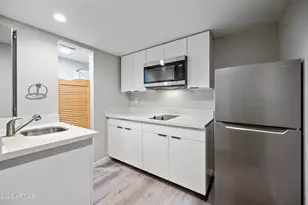 3025 N 32nd St, Phoenix, AZ 85018 - Photo 4