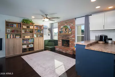 17412 N 56th Avenue, Glendale, AZ 85308 - Photo 2