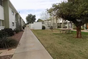 814 N 82nd St, Scottsdale, AZ 85257 - Photo 18