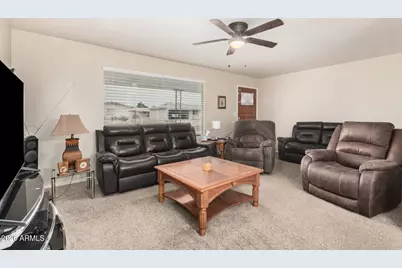 5823 E Des Moines Street, Mesa, AZ 85205 - Photo 10