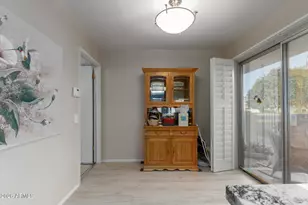 9705 W Oak Ridge Dr, Sun City, AZ 85351 - Photo 10